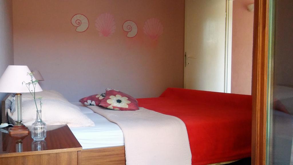 Apartmani Conar Veliki Drvenik Dış mekan fotoğraf